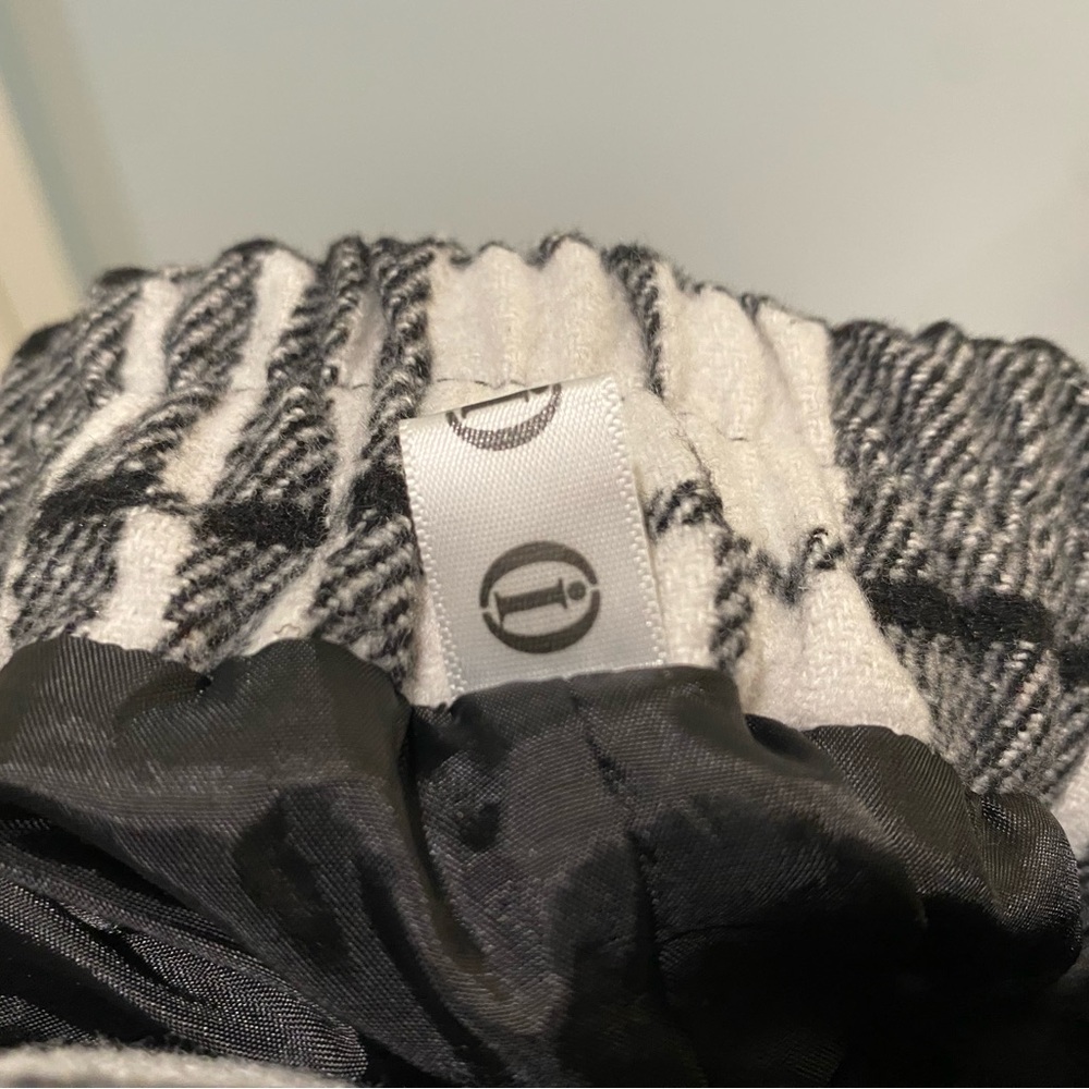 Amazon Monochrome Plaid Midi Skirt w/ Faux Leather Trimmed Pockets, size XL - Picture 3 of 7